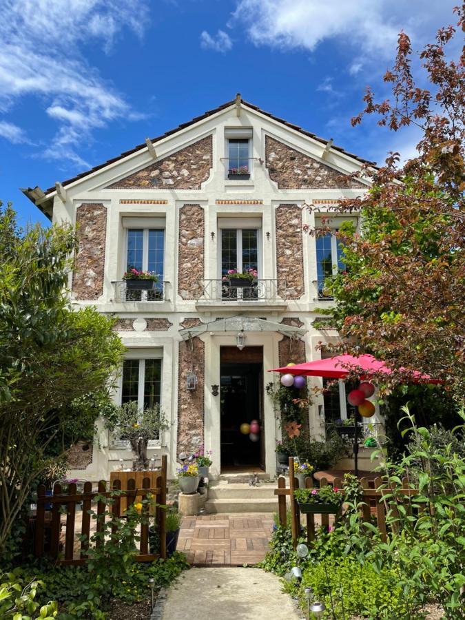 Petit Studio De La Maison Du Bonheur - Rez De Jardin Daire Villiers-sur-Marne Dış mekan fotoğraf